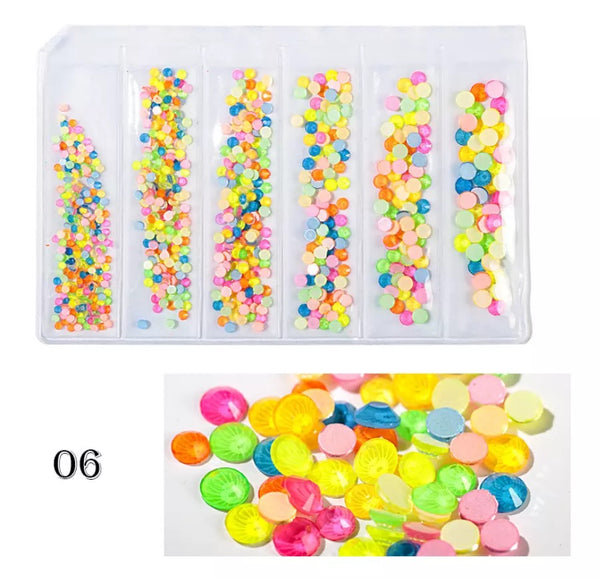 Fluorescent crystal Rhinestone